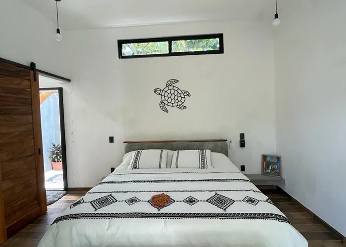 Flakos Hostel