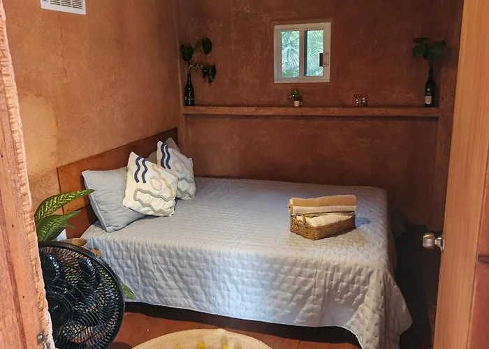 Flakos Hostel